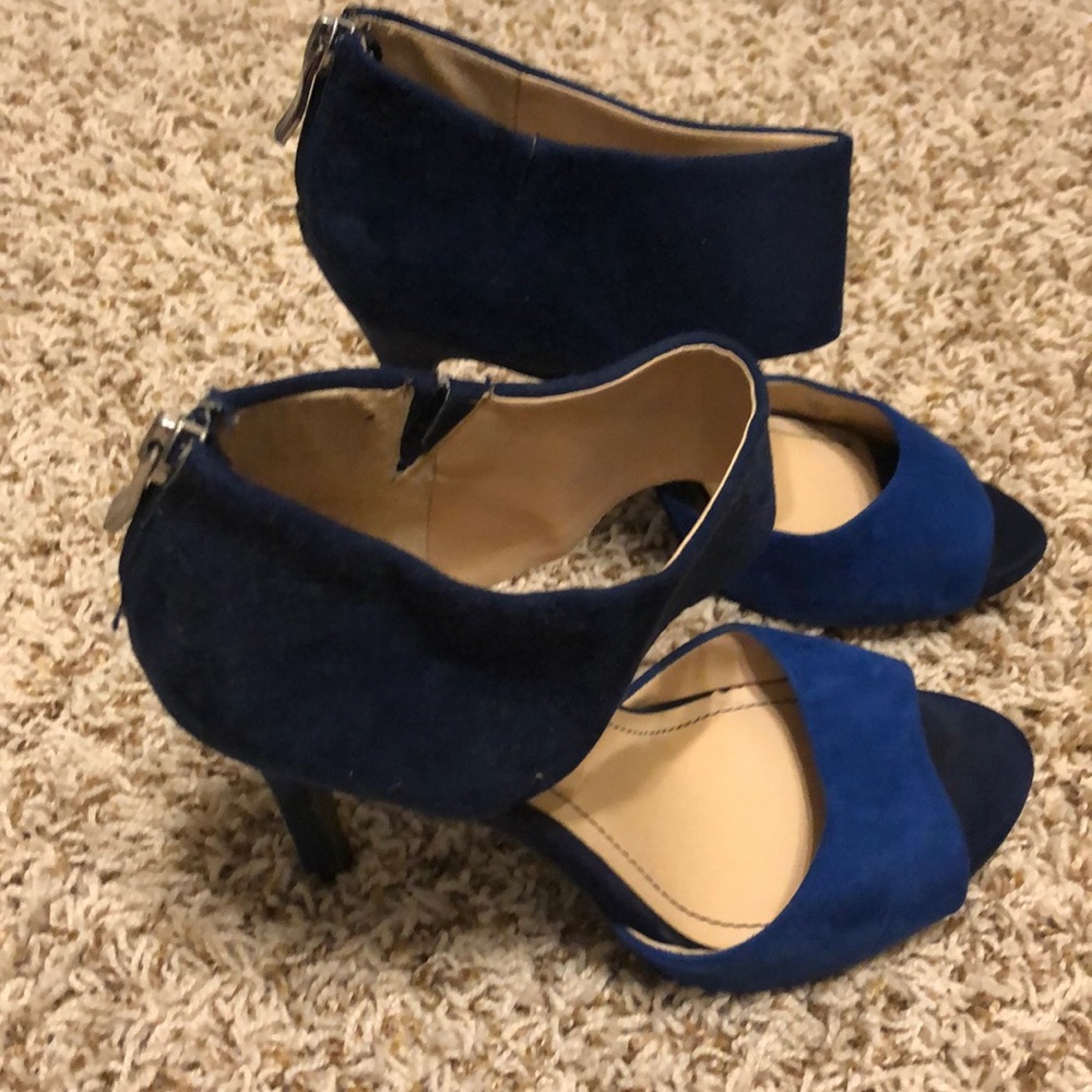 BCBGeneration Shoes - Picture 2 of 3
